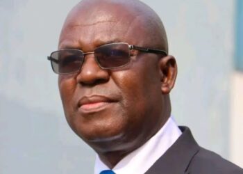 Guinée : Des « menaces intensifiées » poussent Dr Faya au silence…