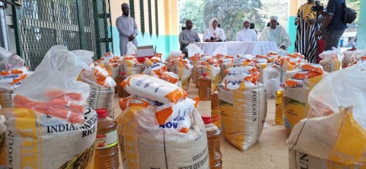Ramadan : La Banque Islamique de Guinée vole au secours des personnes démunies à travers un don de vivres…