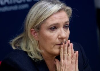 France : Marine Le Pen condamnée à cinq ans « d’inéligibilité »…