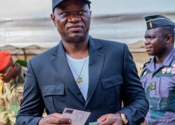 Les Gabonais aux urnes pour élire leur président