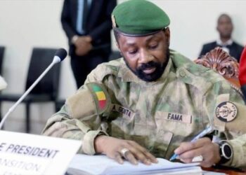 AES : vers la dissolution des partis politiques au Mali…