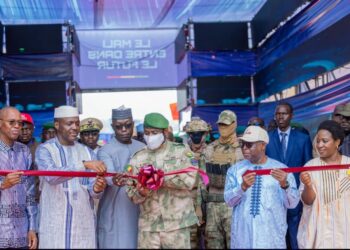 KATI : Le Président de la Transition inaugure le Centre d’intelligence artificielle et de robotique du Mali