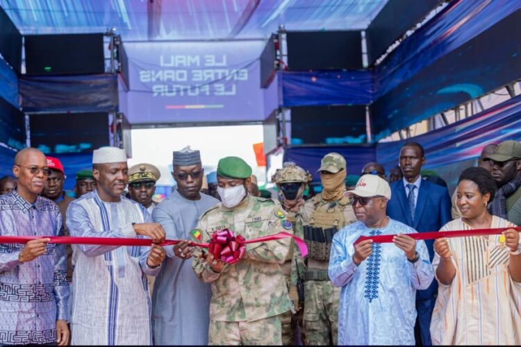 KATI : Le Président de la Transition inaugure le Centre d’intelligence artificielle et de robotique du Mali